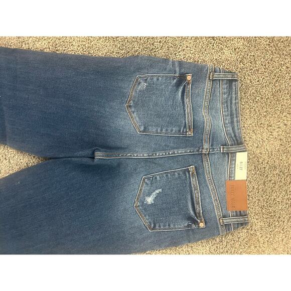 Judy Blue Size 5/27 Dad Jean Mid-Rise - Picture 7 of 7